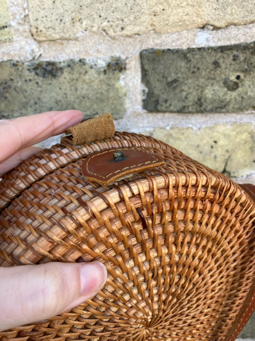 Anthropologie Summer Woven Round Rattan Crossbody Bag w/ Leather Straps - Picture 14 of 14